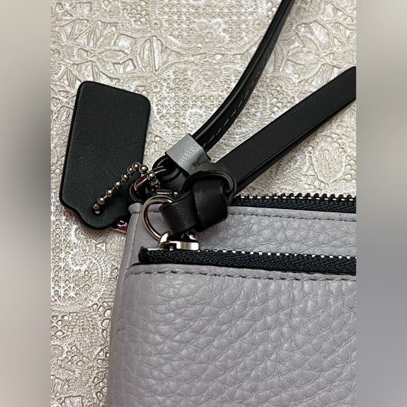 Coach Wristlet Wallet, dual zippers, Excellent Condition, Color - Gray - Picture 10 of 13